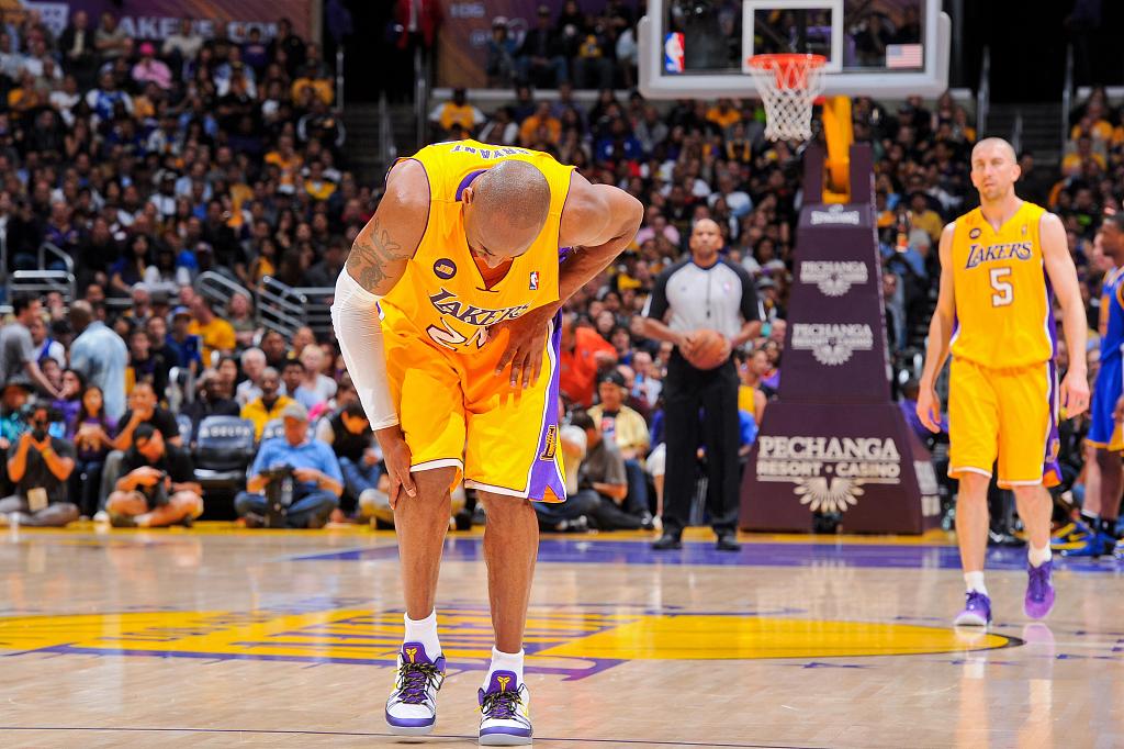 开云-巴爷：我见过科比带着各种伤病打球 除非动不了否则他一定会上场